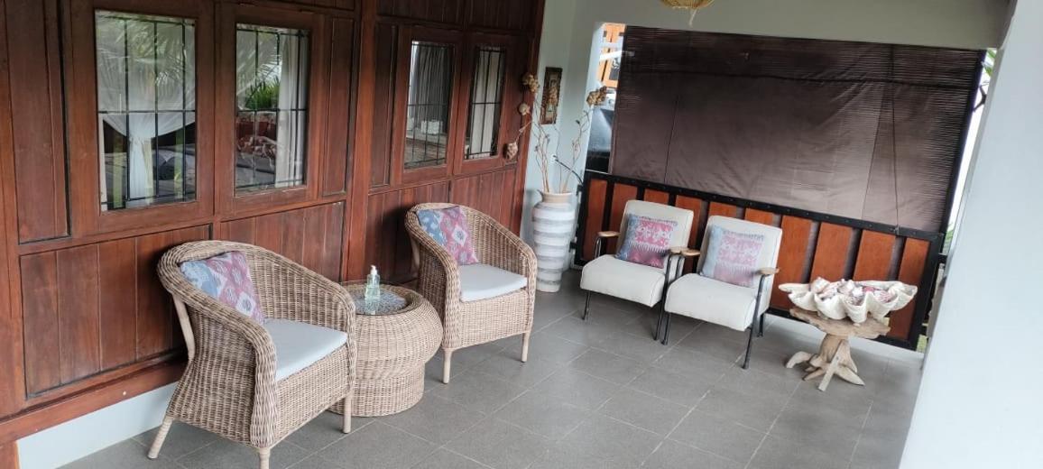 Mama Nings Beach Hotel Sekongkang المظهر الخارجي الصورة
