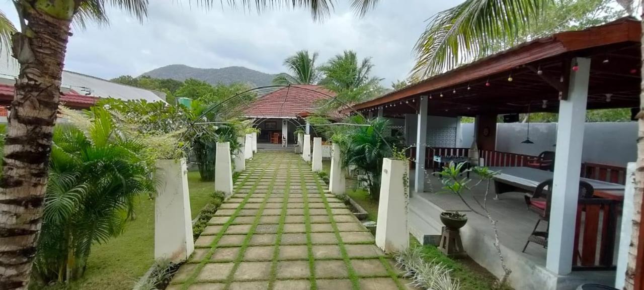 Mama Nings Beach Hotel Sekongkang المظهر الخارجي الصورة