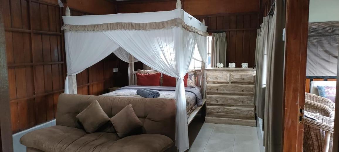 Mama Nings Beach Hotel Sekongkang المظهر الخارجي الصورة