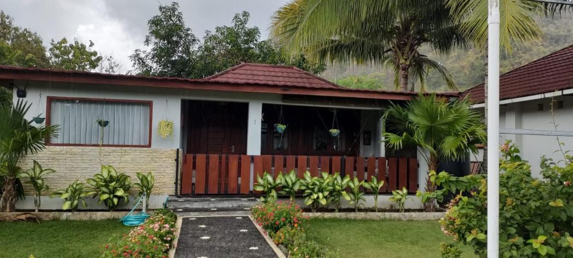 Mama Nings Beach Hotel Sekongkang المظهر الخارجي الصورة