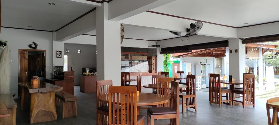 Mama Nings Beach Hotel Sekongkang المظهر الخارجي الصورة