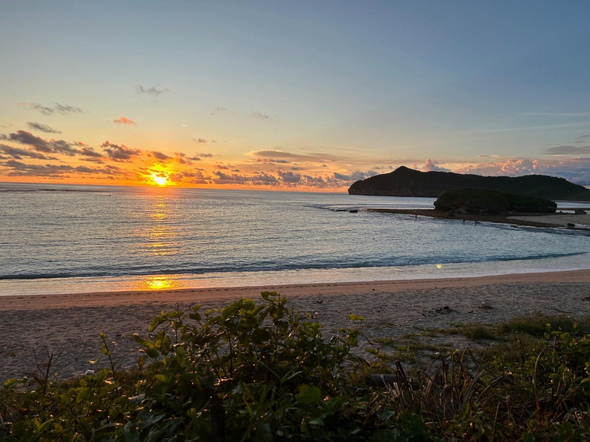 Mama Nings Beach Hotel Sekongkang المظهر الخارجي الصورة