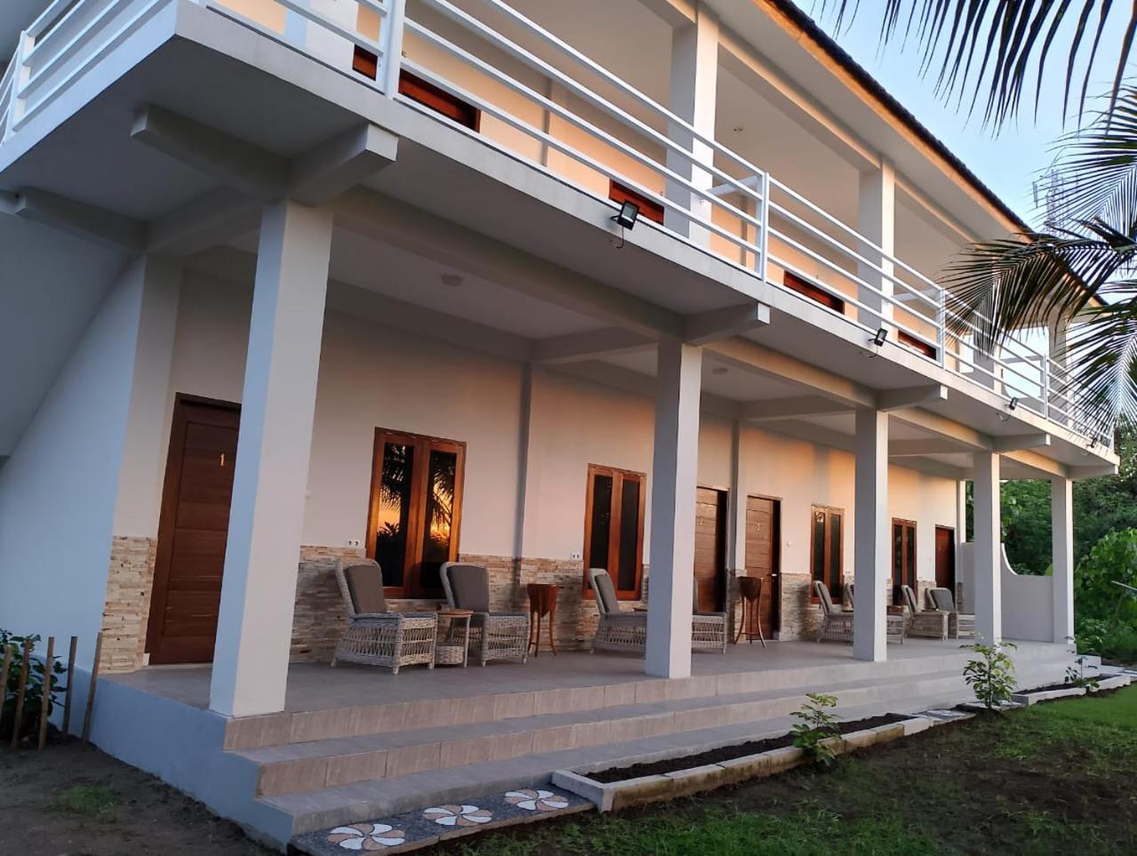 Mama Nings Beach Hotel Sekongkang المظهر الخارجي الصورة
