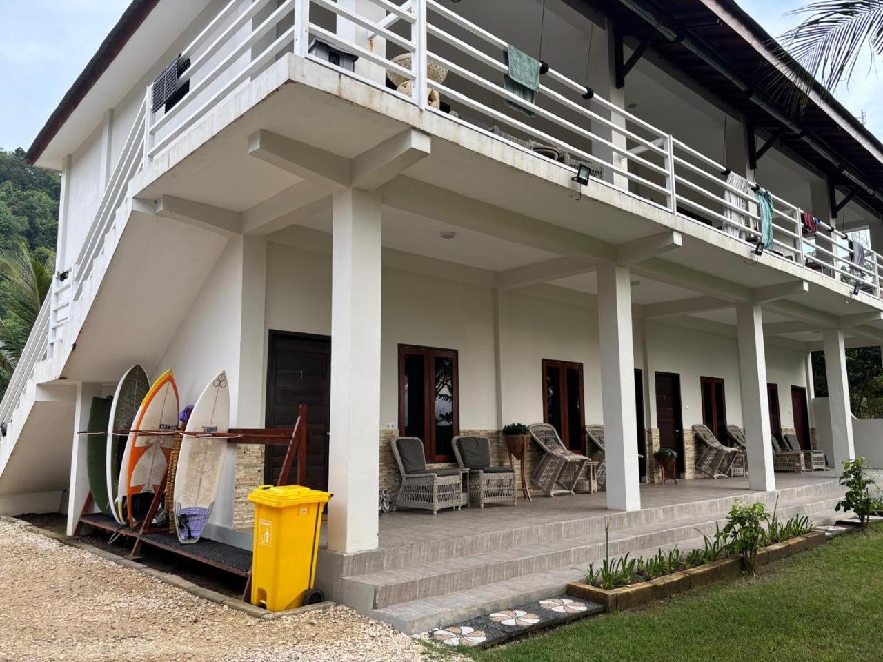 Mama Nings Beach Hotel Sekongkang المظهر الخارجي الصورة