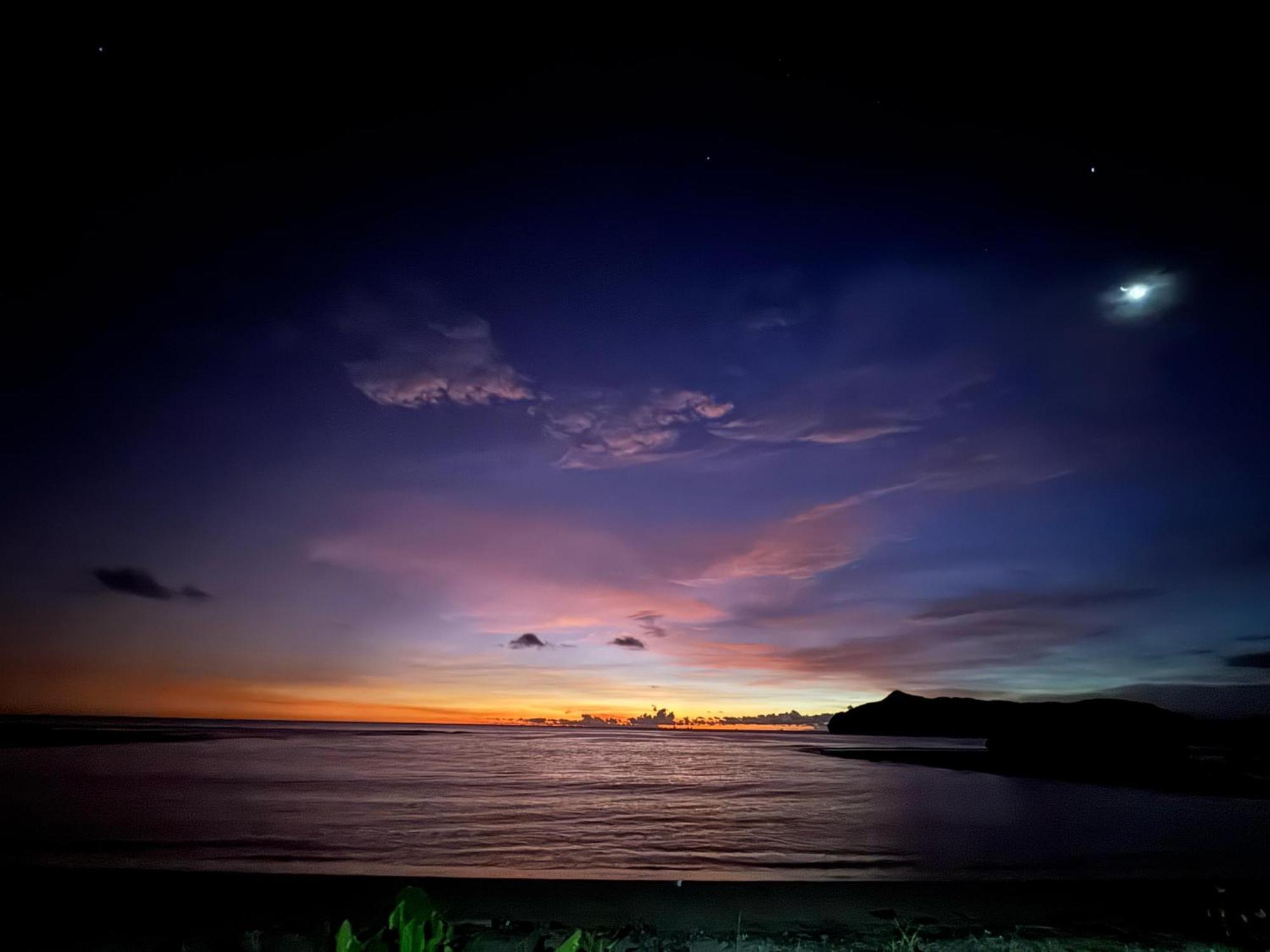 Mama Nings Beach Hotel Sekongkang المظهر الخارجي الصورة